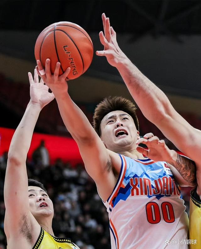 云开体育今晨山东泰山状态回暖关键时刻斯图加特调整名单以备国王杯，休斯敦火箭回应争议备战全明星赛直接炸裂的简单介绍